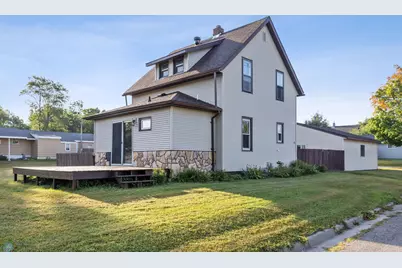 211 Hobart Street, Hawley, MN 56549 - Photo 1