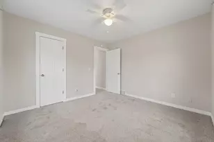 4518 Yates Ave N, Crystal, MN 55422 - Photo 14