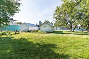 18702 Co Hwy 1, Fergus Falls, MN 56537 - Photo 40