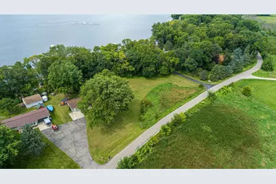 16930 Elmore Trail, Faribault, MN 55021 - Photo 4