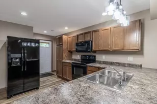 101 N Duck Lake Ave, Madison Lake, MN 56063 - Photo 4