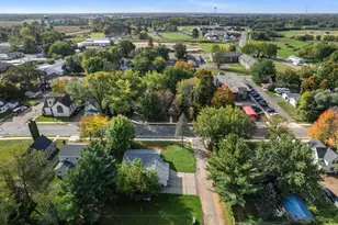 401 Central Dr W, Braham, MN 55006 - Photo 72