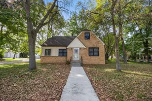 401 Central Dr W, Braham, MN 55006 - Photo 76