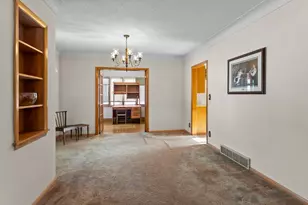 401 Central Dr W, Braham, MN 55006 - Photo 8