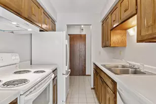 456 Summit Ave, Saint Paul, MN 55102 - Photo 24