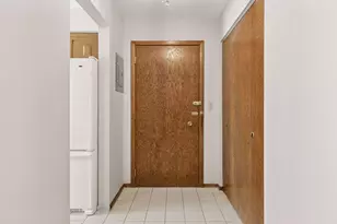 456 Summit Ave, Saint Paul, MN 55102 - Photo 6