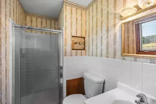 10433 Utah Rd, Bloomington, MN 55438 - Photo 18