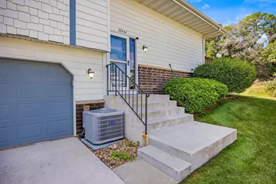 10434 S Decatur Avenue S, Bloomington, MN 55438 - Photo 2