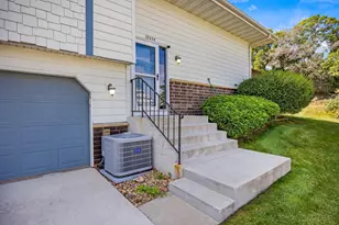 10434 S Decatur Ave S, Bloomington, MN 55438 - Photo 2