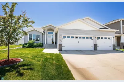 5828 58th Avenue S, Fargo, ND 58104 - Photo 2