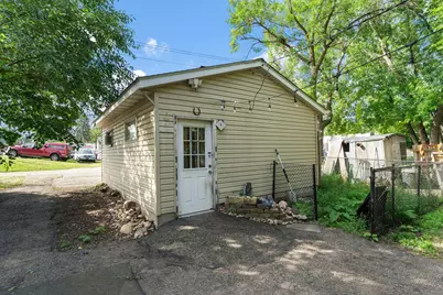 720 Bluff Avenue E, Shakopee, MN 55379 - Photo 68