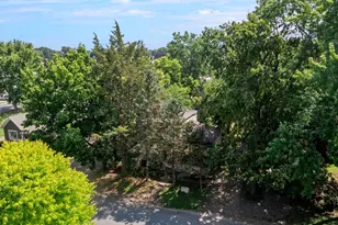 720 Bluff Ave E, Shakopee, MN 55379 - Photo 6