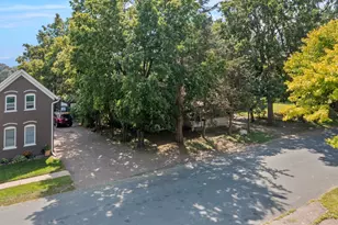 720 Bluff Ave E, Shakopee, MN 55379 - Photo 18