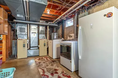 2925 Edgewood Drive N, Fargo, ND 58102 - Photo 50