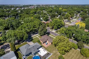 2925 Edgewood Dr N, Fargo, ND 58102 - Photo 16