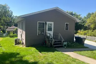 214 E Cherry Ave, Fergus Falls, MN 56537 - Photo 1