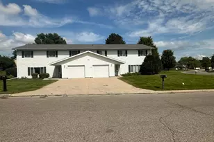 1103 Horizon Dr, Marshall, MN 56258 - Photo 22