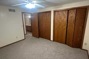 1103 Horizon Dr, Marshall, MN 56258 - Photo 12