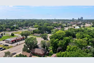 720 Bluff Avenue, Shakopee, MN 55379 - Photo 14