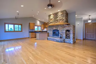 2131 21st Avenue, Baldwin, WI 54002 - Photo 10