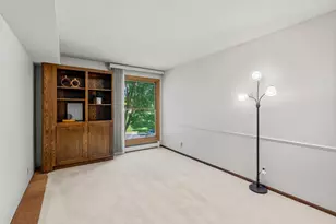 8549 Irwin Rd, Bloomington, MN 55437 - Photo 18