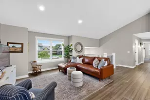 2431 Phoenix Rd SW, Rochester, MN 55902 - Photo 6