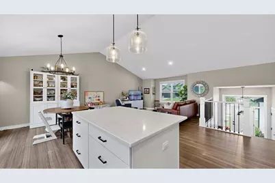 2431 Phoenix Road SW, Rochester, MN 55902 - Photo 10