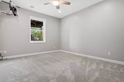 18072 Hyde Park Avenue, Lakeville, MN 55044 - Photo 12