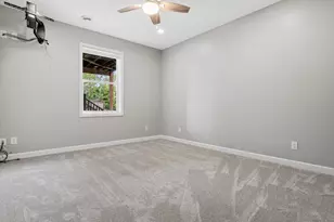 18072 Hyde Park Ave, Lakeville, MN 55044 - Photo 12