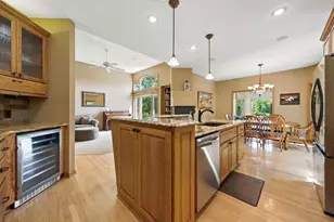10684 Alameda Ave, Inver Grove Heights, MN 55077 - Photo 6