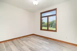 605 Heritage Trail NE, New Prague, MN 56071 - Photo 16