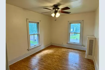 208 N 7th Street, Olivia, MN 56277 - Photo 16