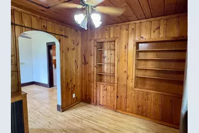 208 N 7th Street, Olivia, MN 56277 - Photo 10