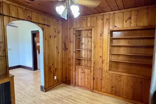 208 N 7th St, Olivia, MN 56277 - Photo 10