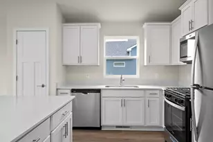 720 Spruce St N, Cambridge, MN 55008 - Photo 8