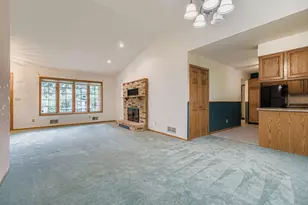 2507 Belmont Ln E, North Saint Paul, MN 55109 - Photo 4