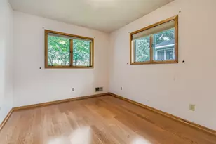 2507 Belmont Ln E, North Saint Paul, MN 55109 - Photo 14