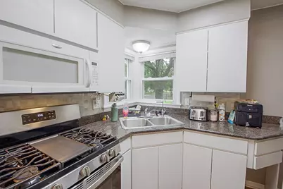 525 4th Avenue NE, Saint Cloud, MN 56304 - Photo 8