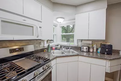 525 4th Avenue NE, Saint Cloud, MN 56304 - Photo 8