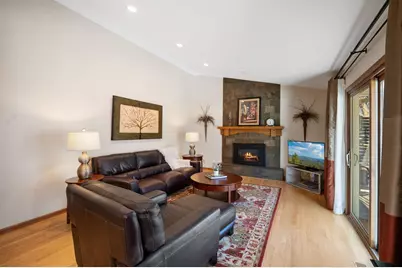 2920 Xanthus Lane N, Plymouth, MN 55447 - Photo 12