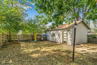 19 McKinley Place N, Saint Cloud, MN 56303 - Photo 2