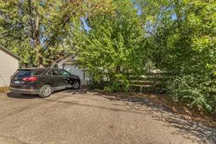 19 McKinley Pl N, Saint Cloud, MN 56303 - Photo 4