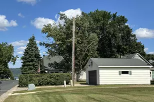 825 N Oak St, Lake City, MN 55041 - Photo 4