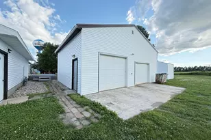 421 9th Ave, Madison, MN 56256 - Photo 54