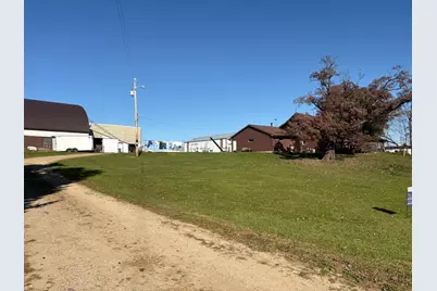 41 County Line Avenue, Clear Lake Twp, WI 54005 - Photo 8