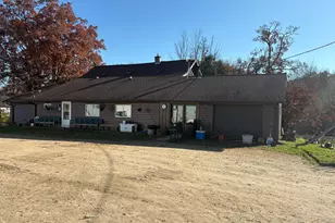 41 County Line Ave, Clear Lake Twp, WI 54005 - Photo 4