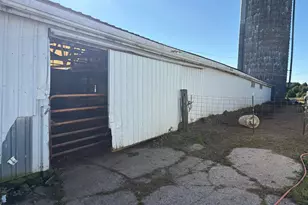 41 County Line Ave, Clear Lake Twp, WI 54005 - Photo 34