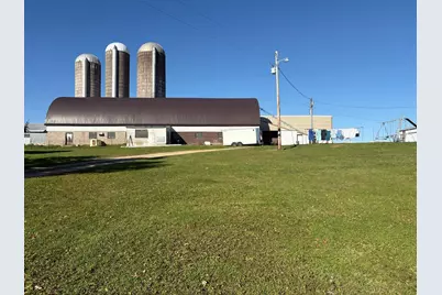 41 County Line Avenue, Clear Lake Twp, WI 54005 - Photo 2