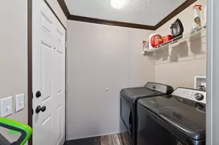 226 Mayfair Rd, Vadnais Heights, MN 55127 - Photo 24