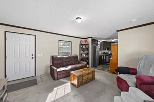 226 Mayfair Rd, Vadnais Heights, MN 55127 - Photo 6